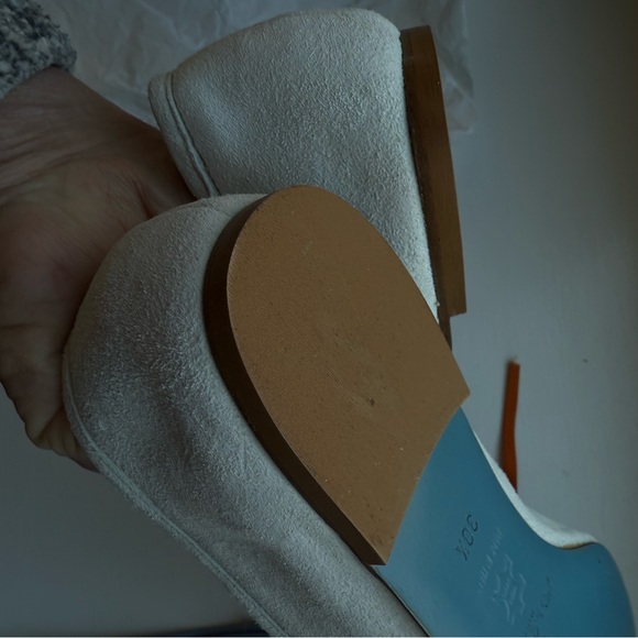 New Paula Quadretti White Suede Loafers with Gold Rhinestone Fleur-de-Lis accent - Picture 5 of 12